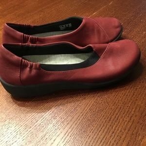 Clark’s/Cloudsteppers